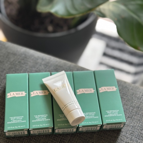 NEW 5xLa Mer THE REPARATIVE BODY LOTION 15ML - Picture 1 of 4
